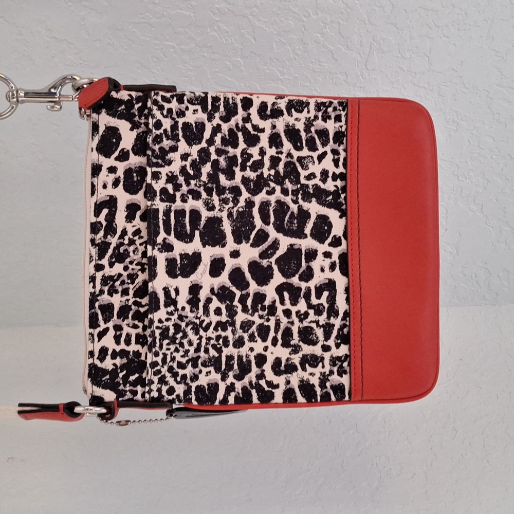Coach Crossbody Purse - Picture 2 of 11